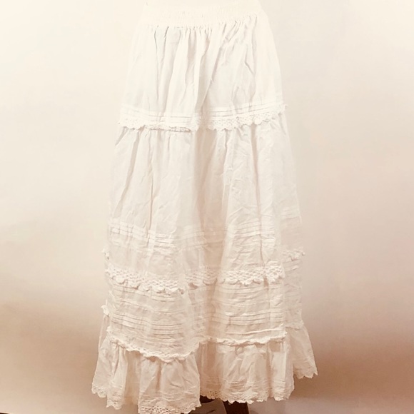 crazy horse Dresses & Skirts - White eyelet cotton boho prairie maxi skirt